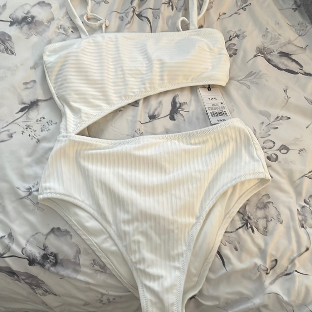 Bathing suit NEVER WORN